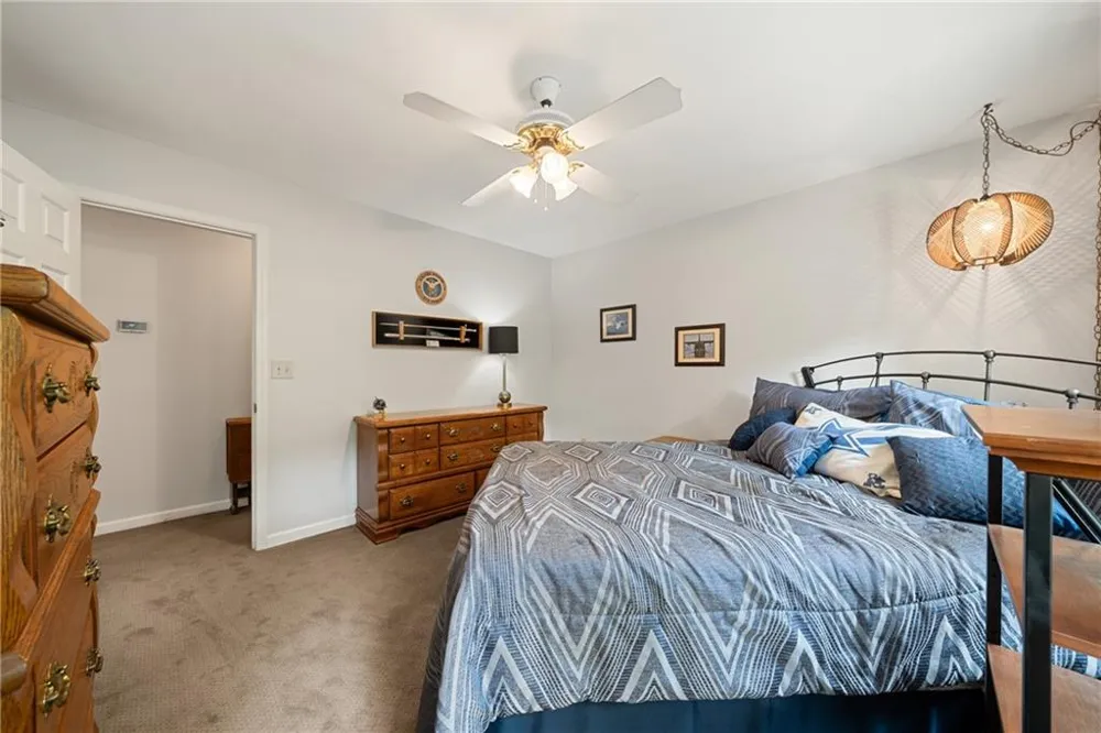 31 Fawn Lake Trail NE White, GA 30184