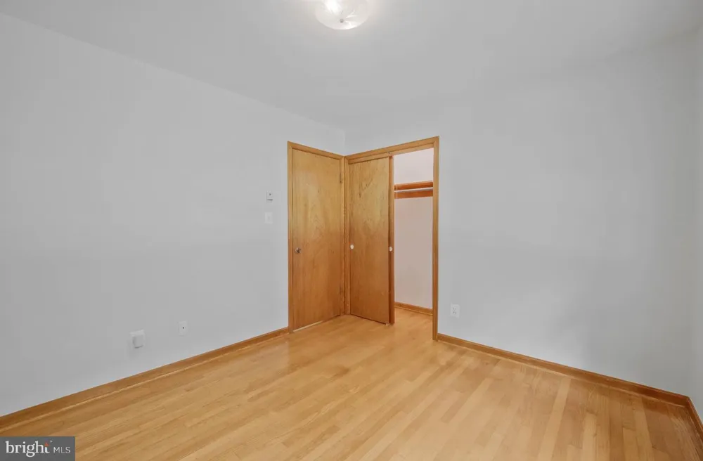 9103 MEETZE ROAD Warrenton, VA 20187