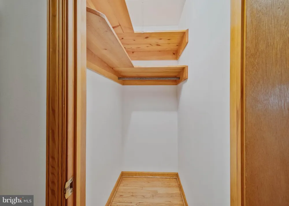 9103 MEETZE ROAD Warrenton, VA 20187