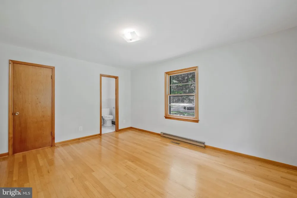 9103 MEETZE ROAD Warrenton, VA 20187
