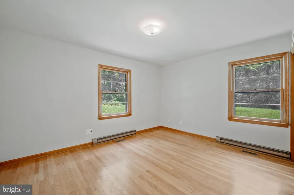 9103 MEETZE ROAD Warrenton, VA 20187