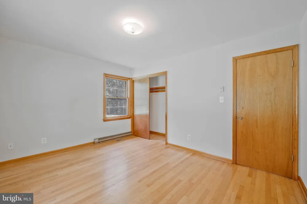 9103 MEETZE ROAD Warrenton, VA 20187