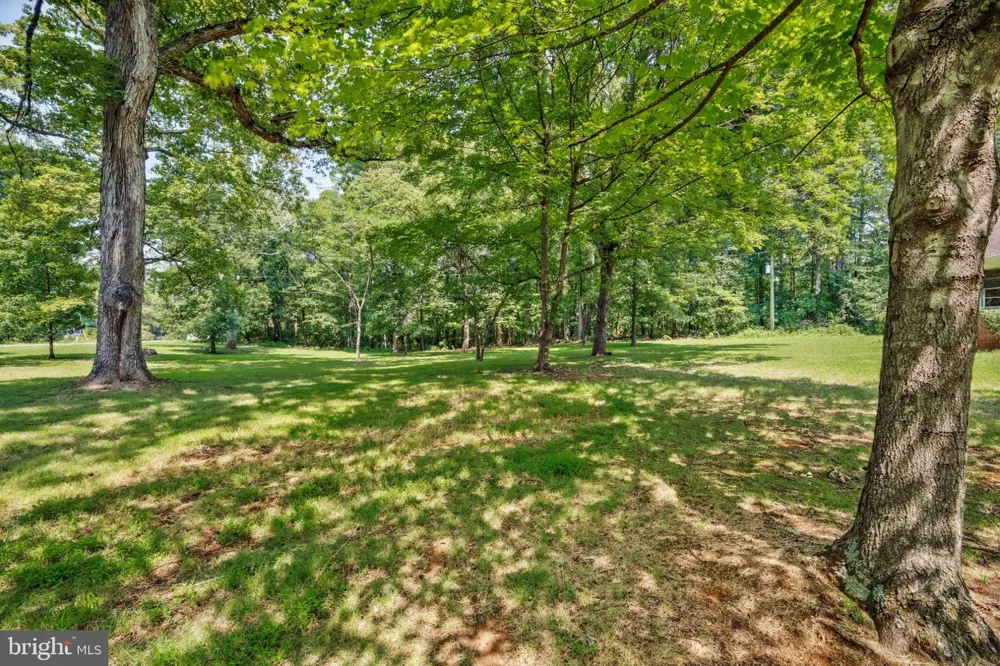 9103 MEETZE ROAD Warrenton, VA 20187