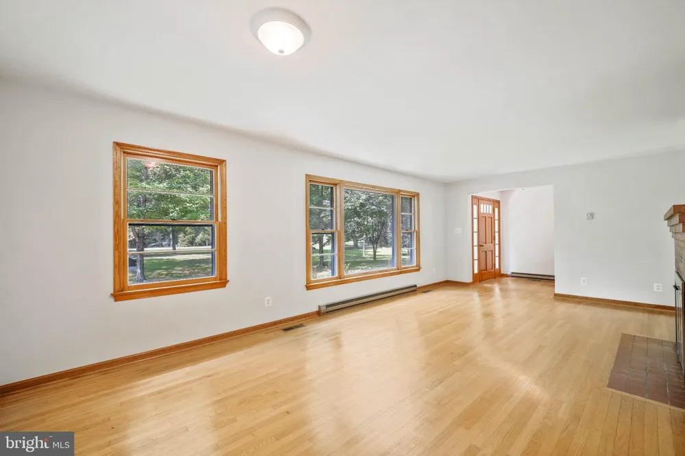 9103 MEETZE ROAD Warrenton, VA 20187