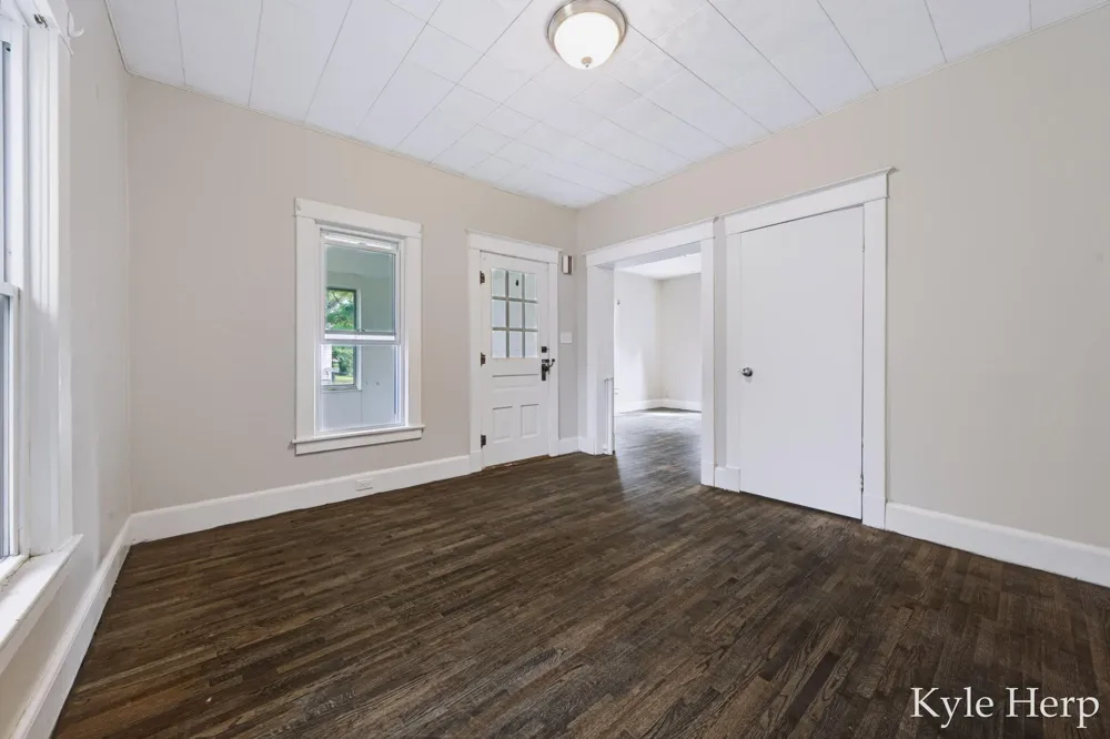 204 W South Street Hastings, MI 49058