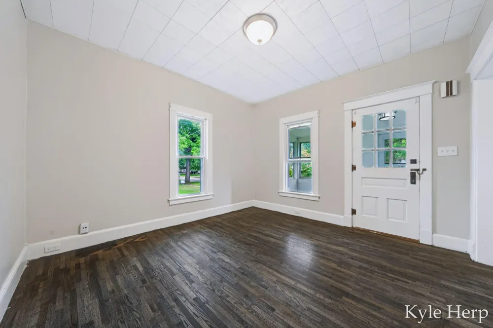 204 W South Street Hastings, MI 49058