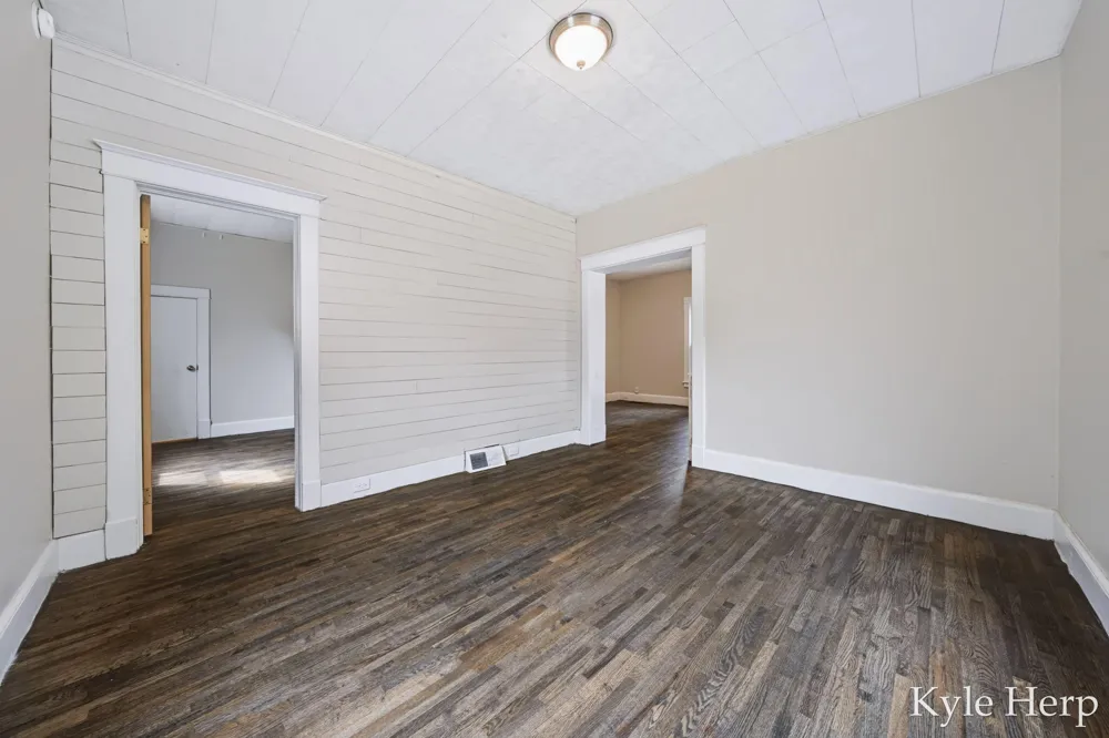 204 W South Street Hastings, MI 49058