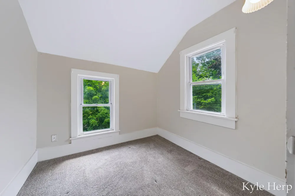 204 W South Street Hastings, MI 49058