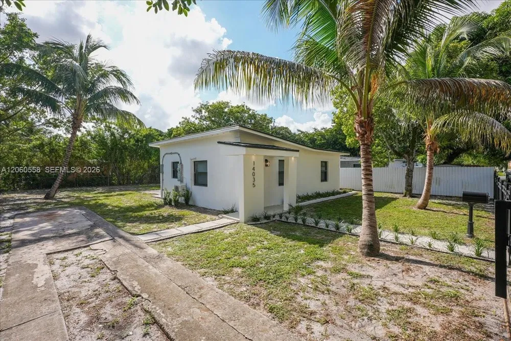 14035 NW 6th Ave North Miami, FL 33168