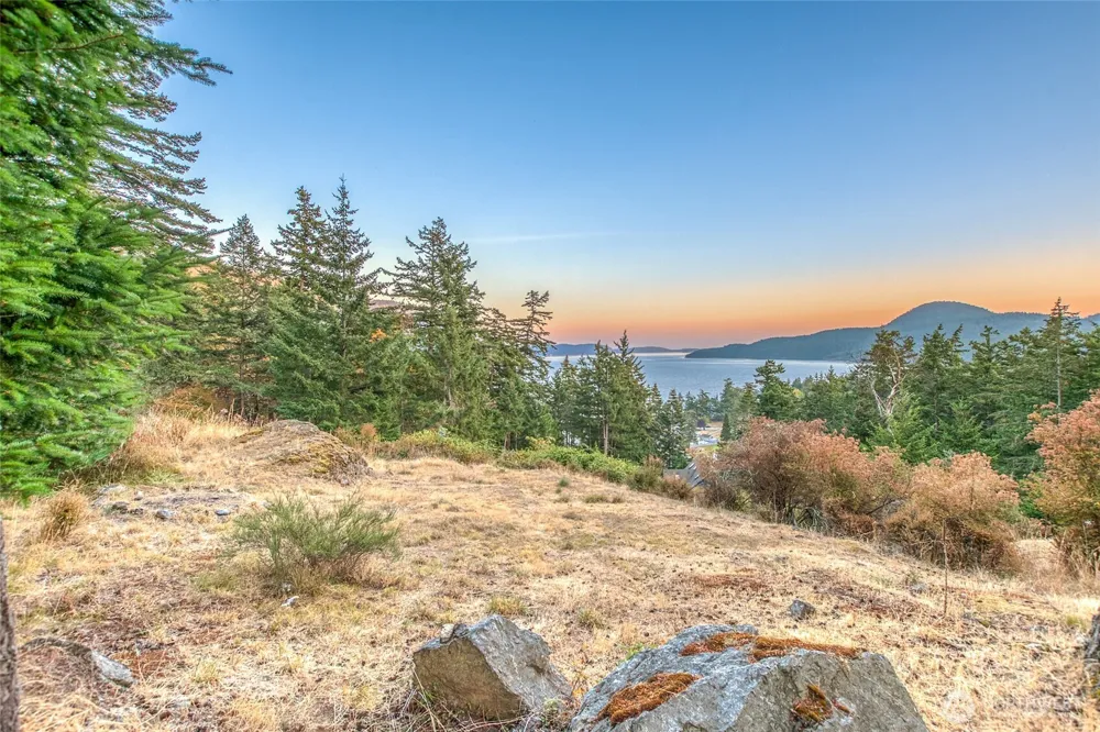 17 Cascade Way Orcas Island, WA 98245
