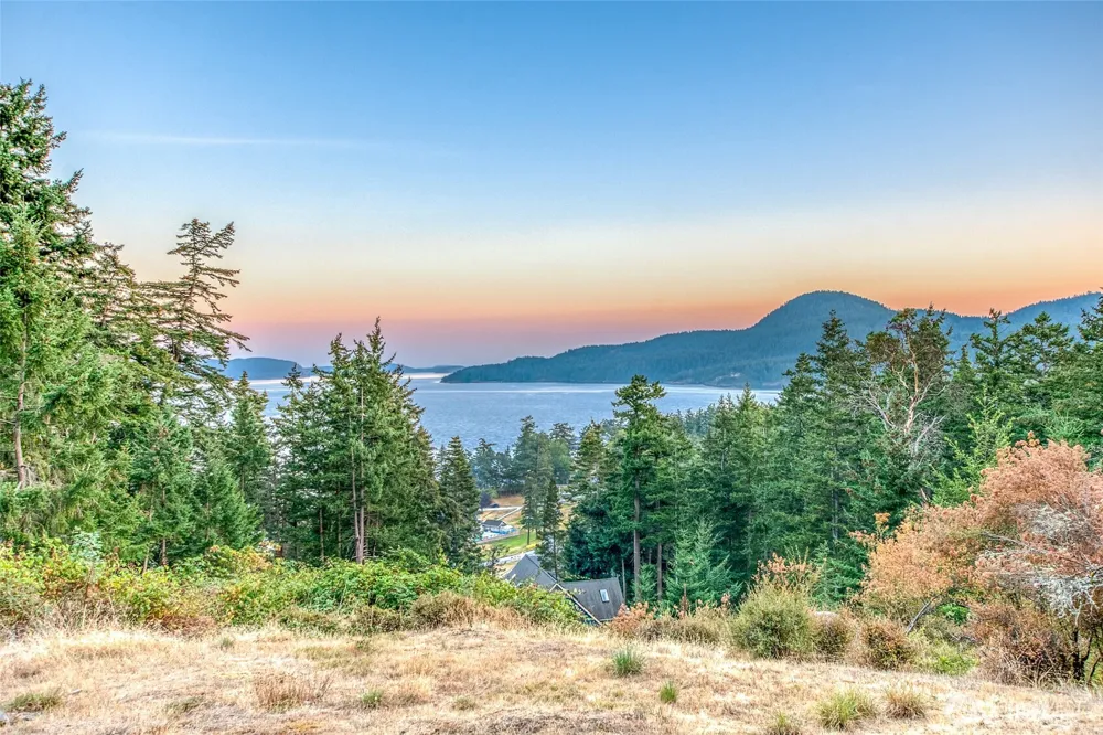 17 Cascade Way Orcas Island, WA 98245