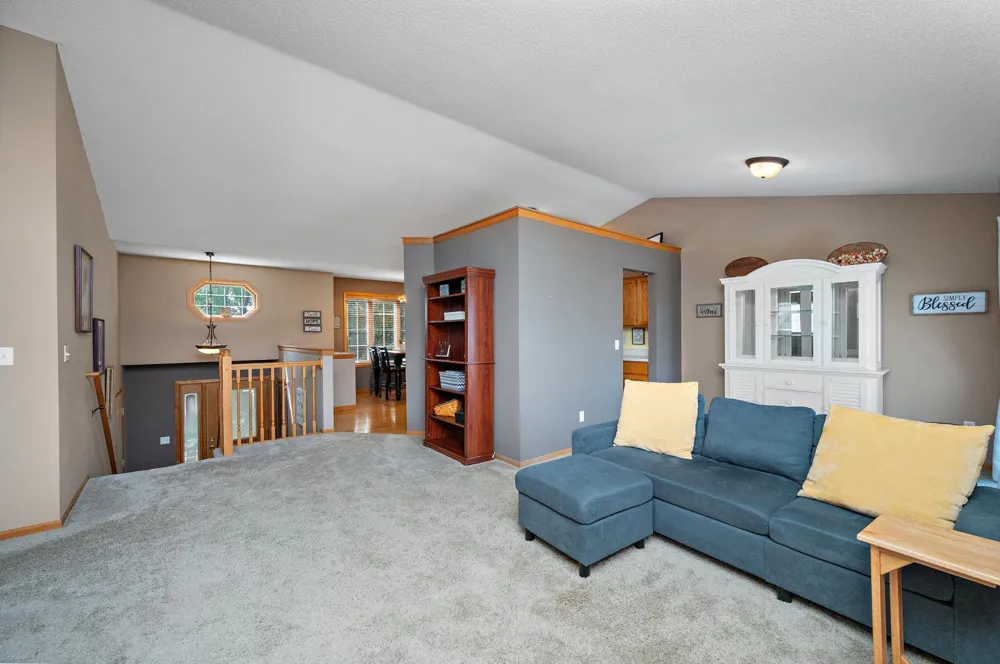 10720 57th Street NE Albertville, MN 55301