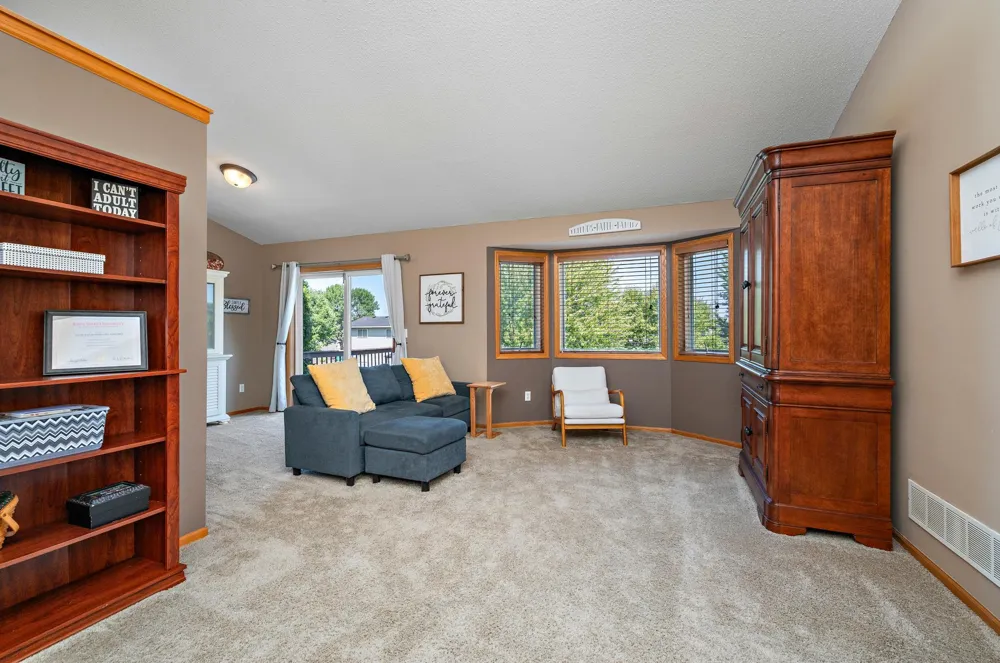 10720 57th Street NE Albertville, MN 55301