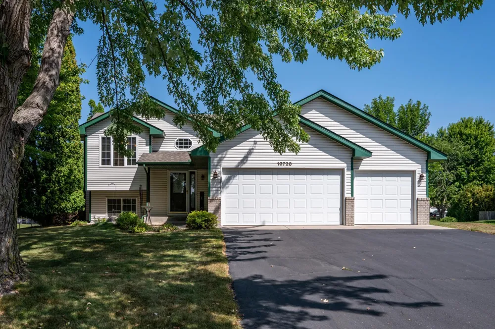 10720 57th Street NE Albertville, MN 55301