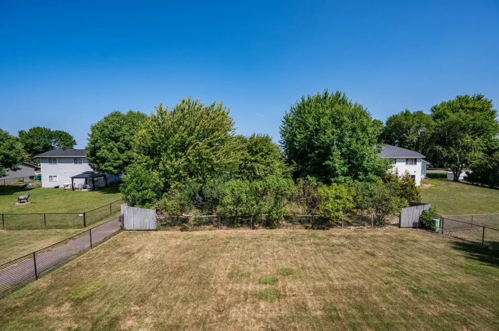 10720 57th Street NE Albertville, MN 55301