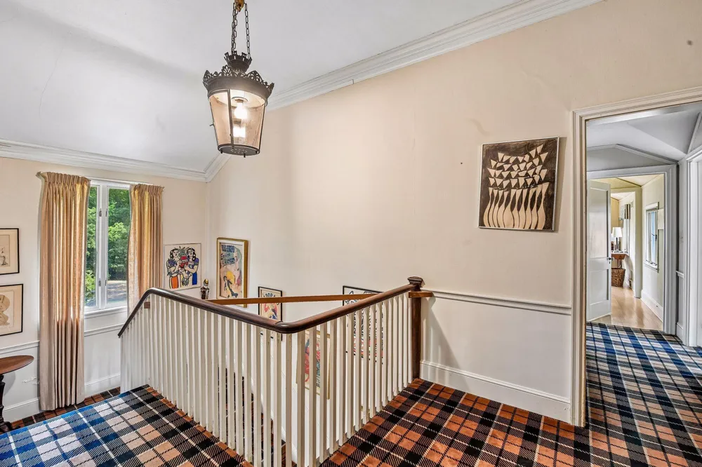 2425 Shore Drive Orono, MN 55391