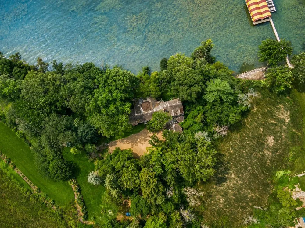 2425 Shore Drive Orono, MN 55391