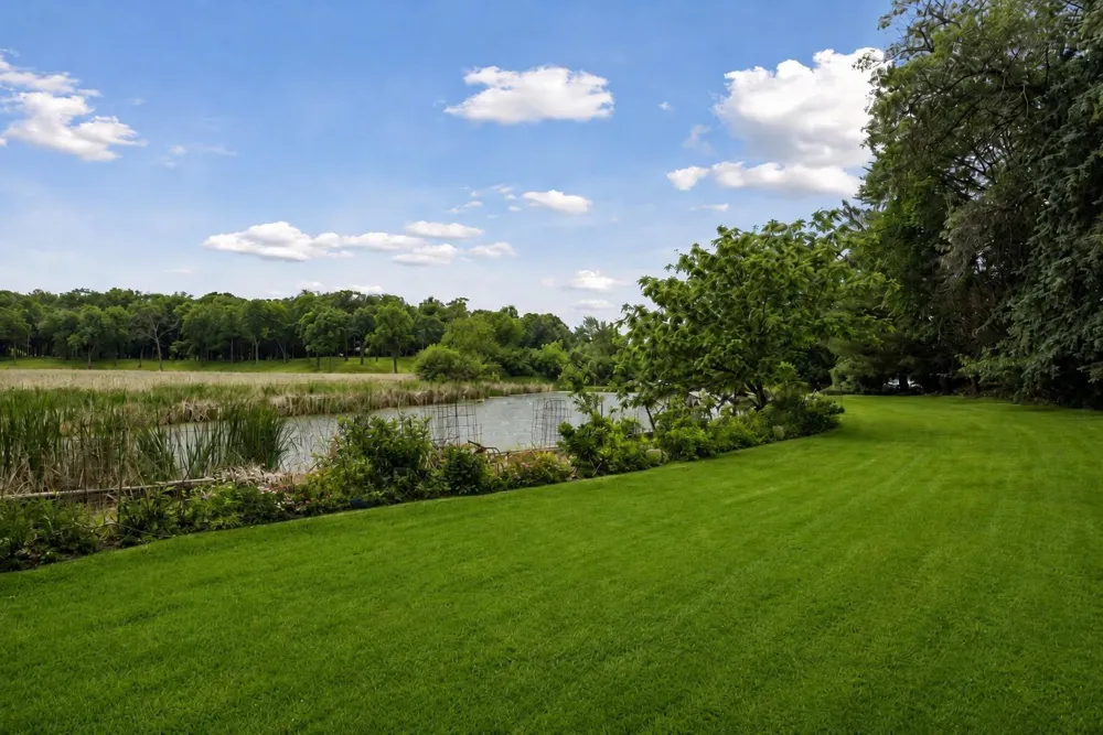2425 Shore Drive Orono, MN 55391