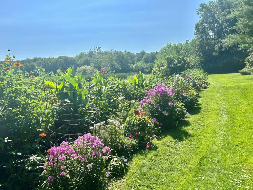 2425 Shore Drive Orono, MN 55391