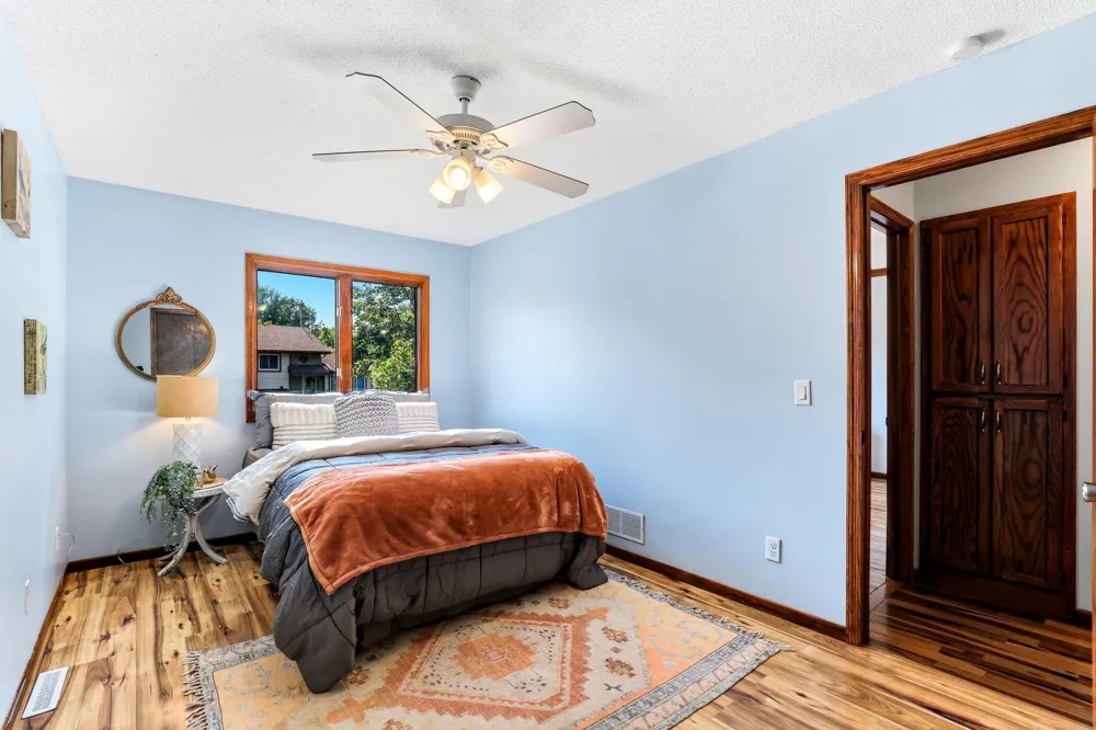 13229 Court Place Burnsville, MN 55337