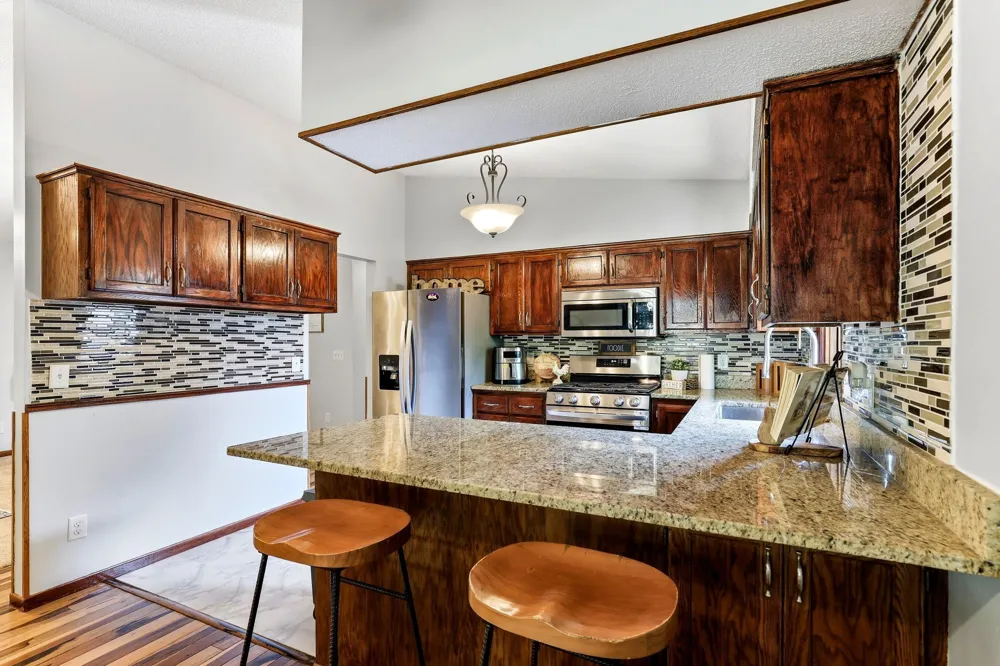 13229 Court Place Burnsville, MN 55337