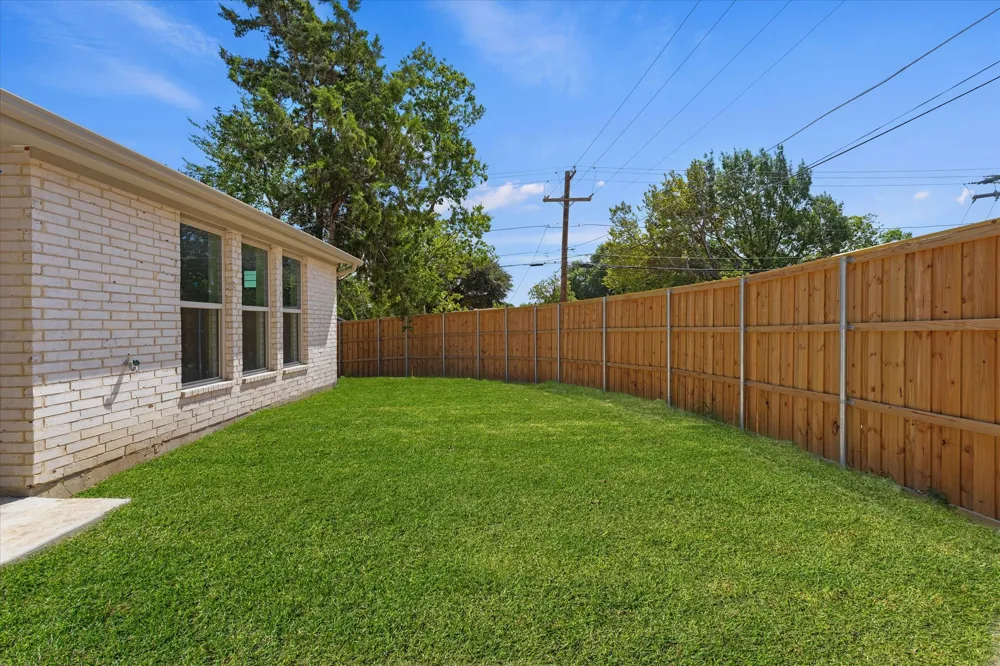 3792 Wenatche Drive Dallas, TX 75233