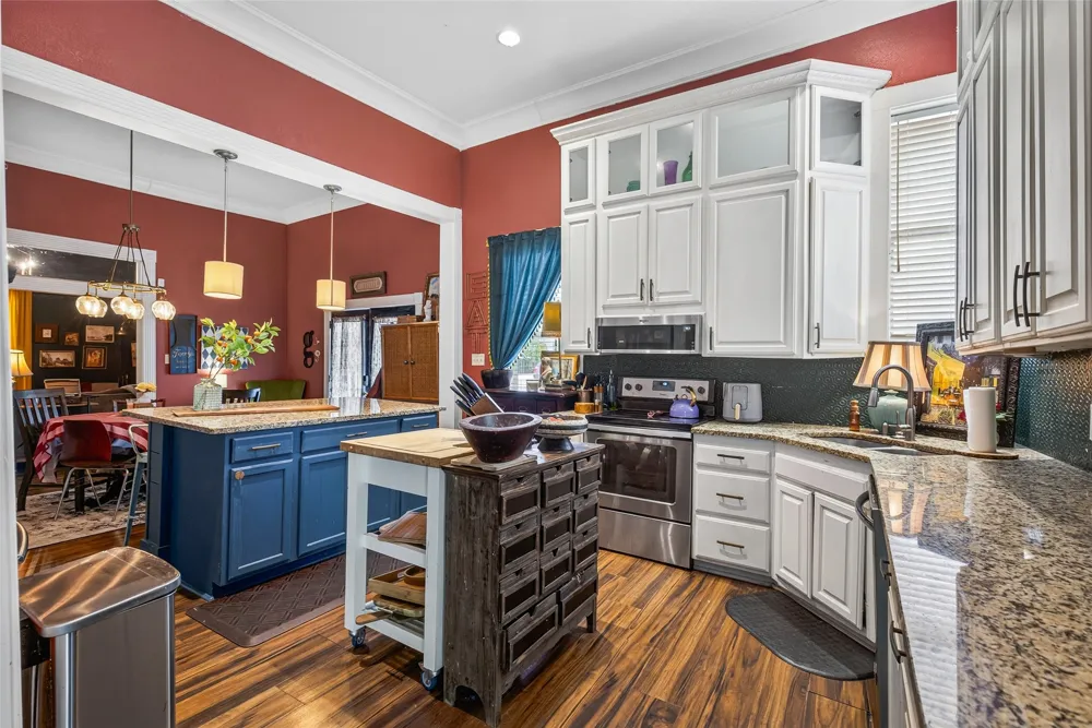 605 E 9th Street Kemp, TX 75143