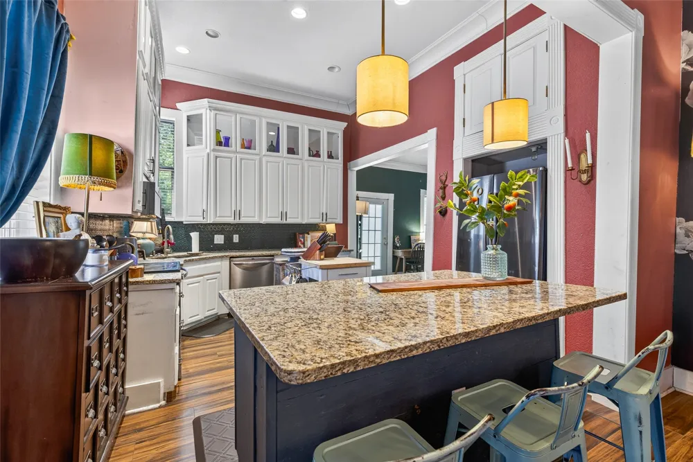 605 E 9th Street Kemp, TX 75143