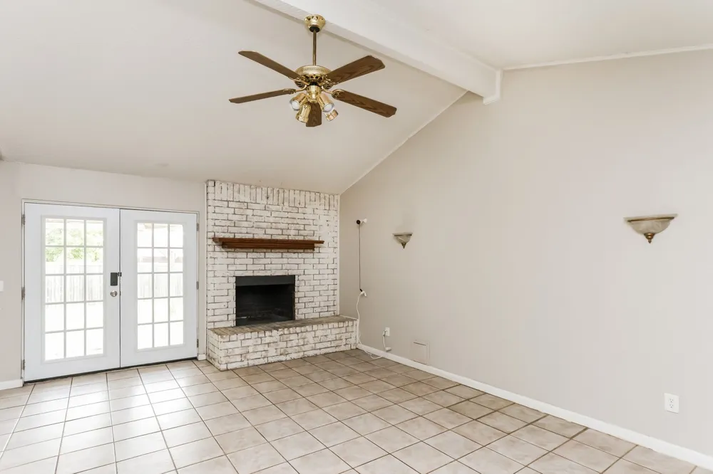 7404 Cheryl Court Watauga, TX 76148