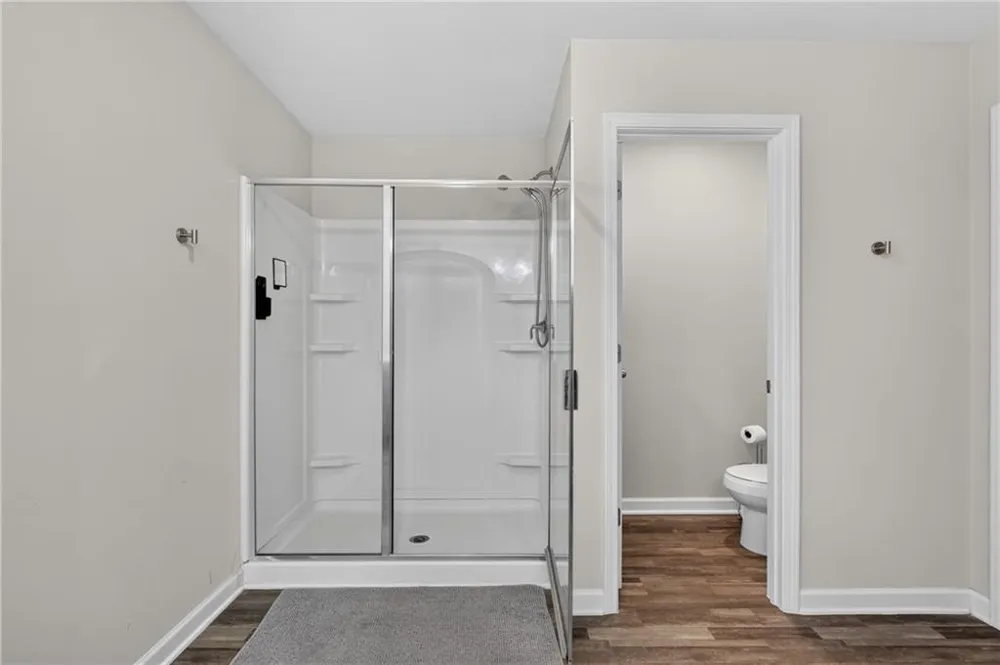 4711 Fairfax Drive Oakwood, GA 30566