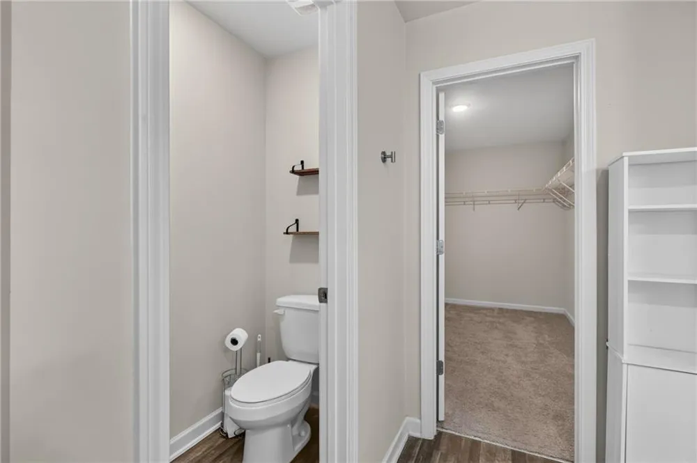 4711 Fairfax Drive Oakwood, GA 30566