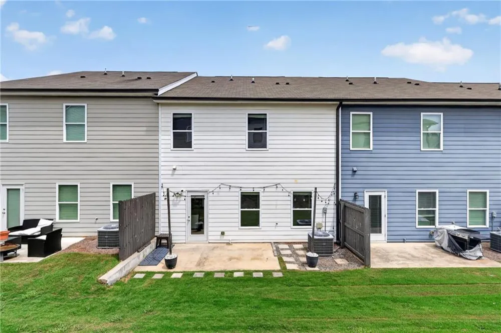 4711 Fairfax Drive Oakwood, GA 30566