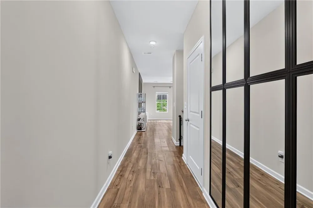 4711 Fairfax Drive Oakwood, GA 30566