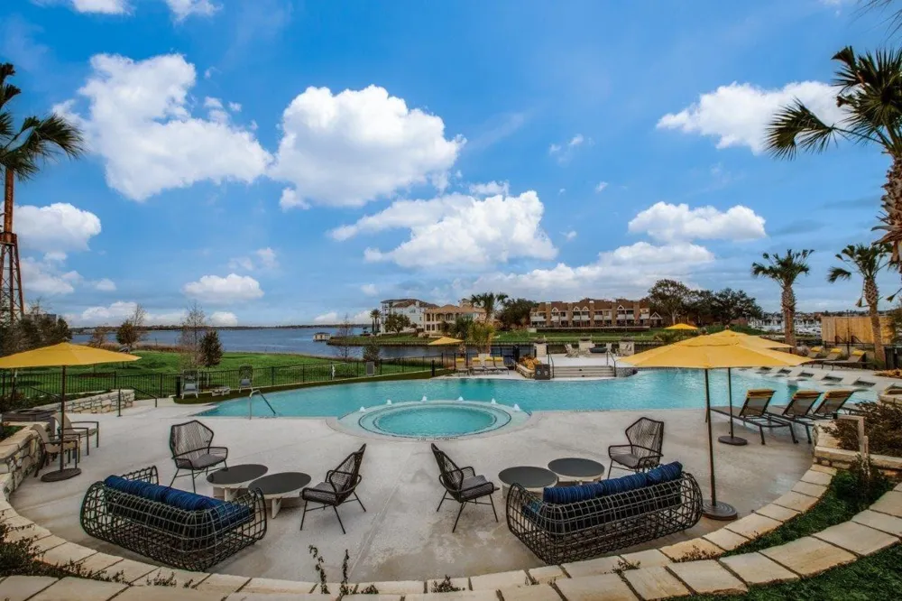 2200 Beacon Circle League City, TX 77573