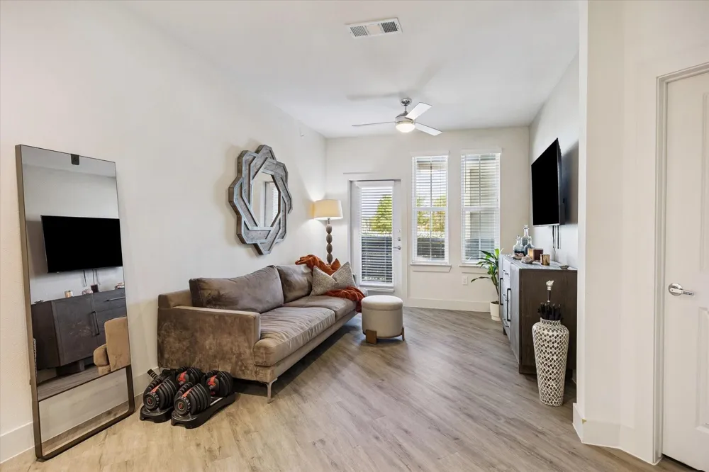 2200 Beacon Circle League City, TX 77573