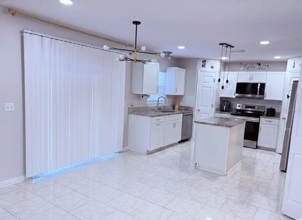 5764 ROYAL HILLS CIRCLE Winter Haven, FL 33881