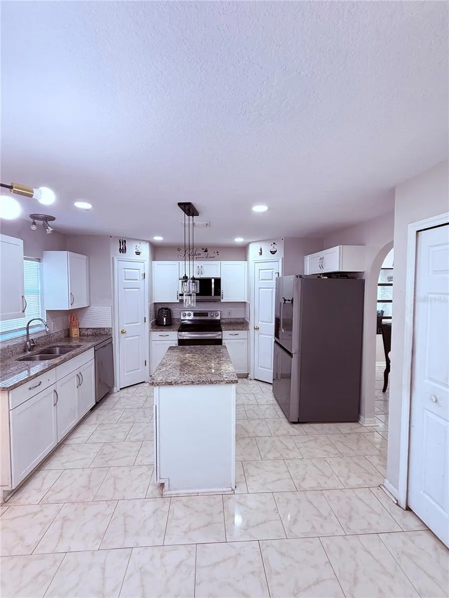 5764 ROYAL HILLS CIRCLE Winter Haven, FL 33881