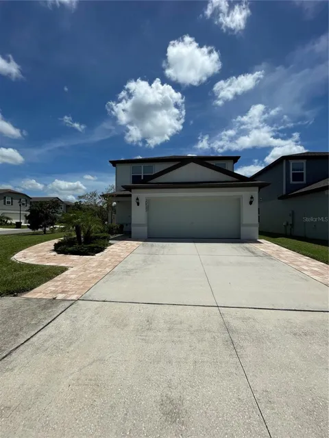 30543 THUNDERBIRD DR