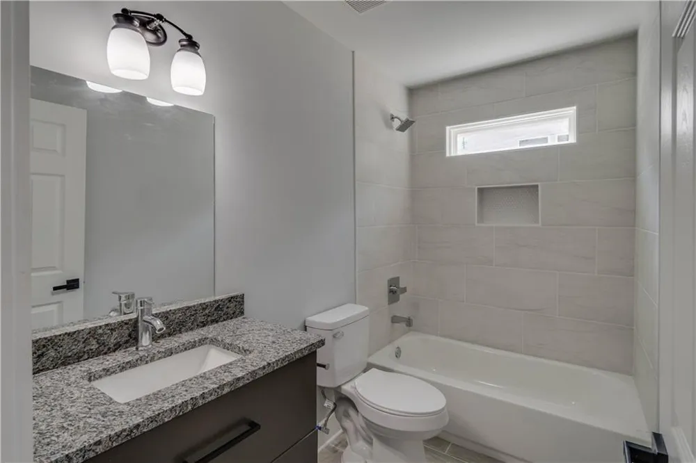 2389 A Highpoint Road Snellville, GA 30078