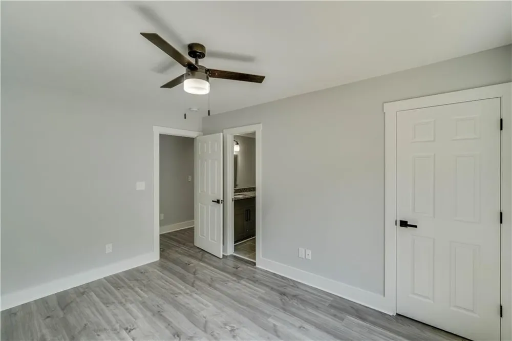 2389 A Highpoint Road Snellville, GA 30078