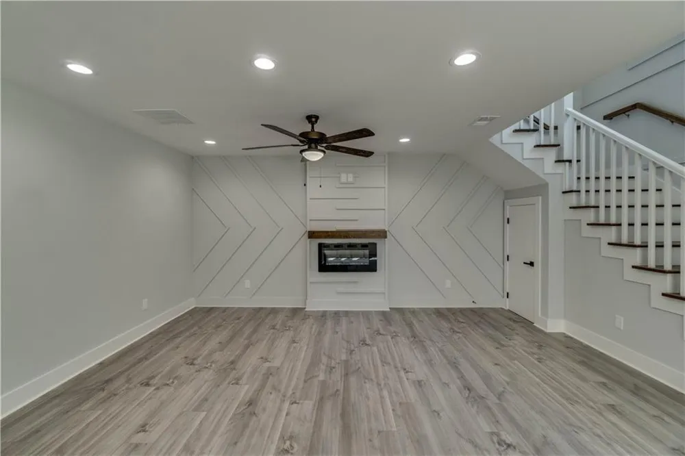 2389 A Highpoint Road Snellville, GA 30078
