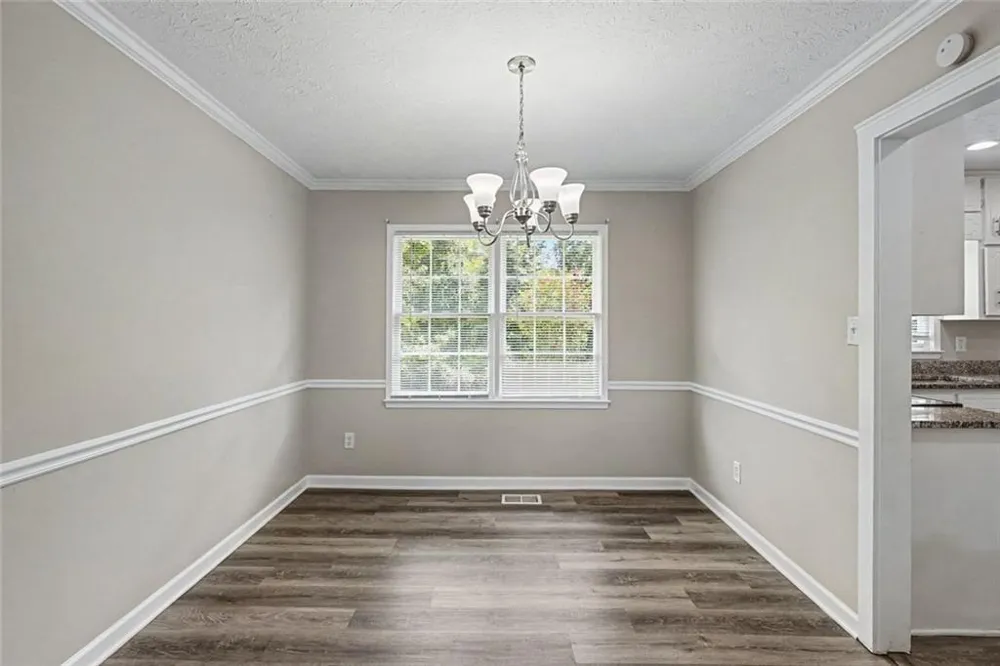 125 Beacon Drive Fayetteville, GA 30215