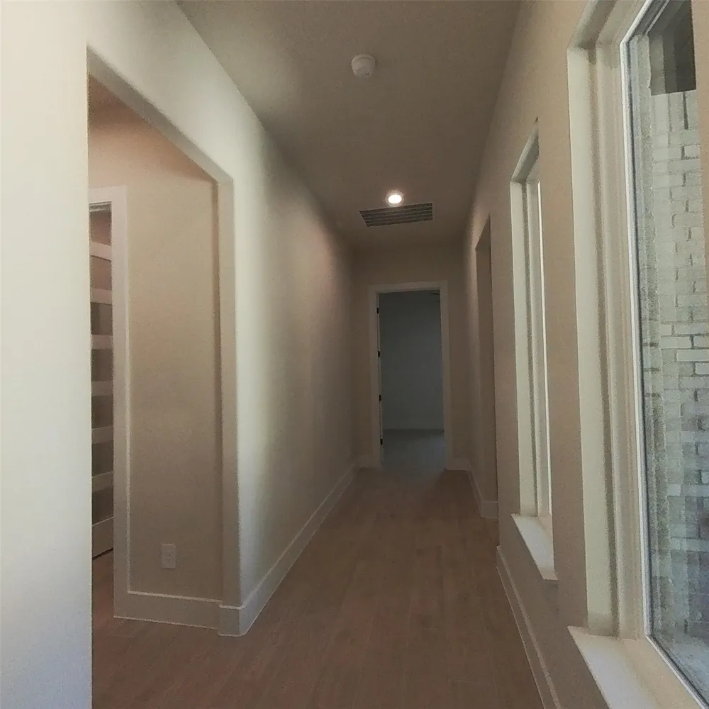 521 Glenwick Drive DeSoto, TX 75115