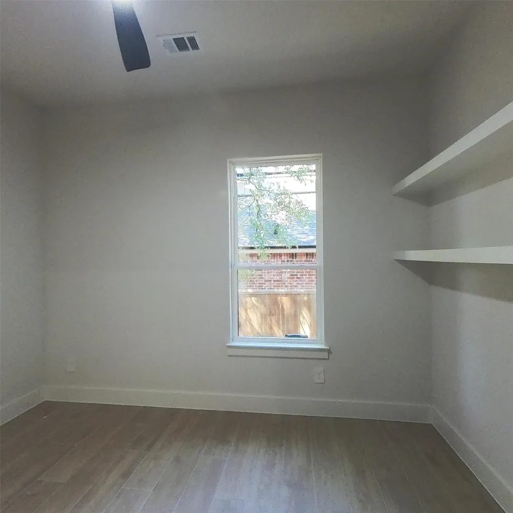 521 Glenwick Drive DeSoto, TX 75115