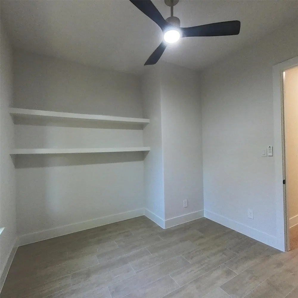 521 Glenwick Drive DeSoto, TX 75115