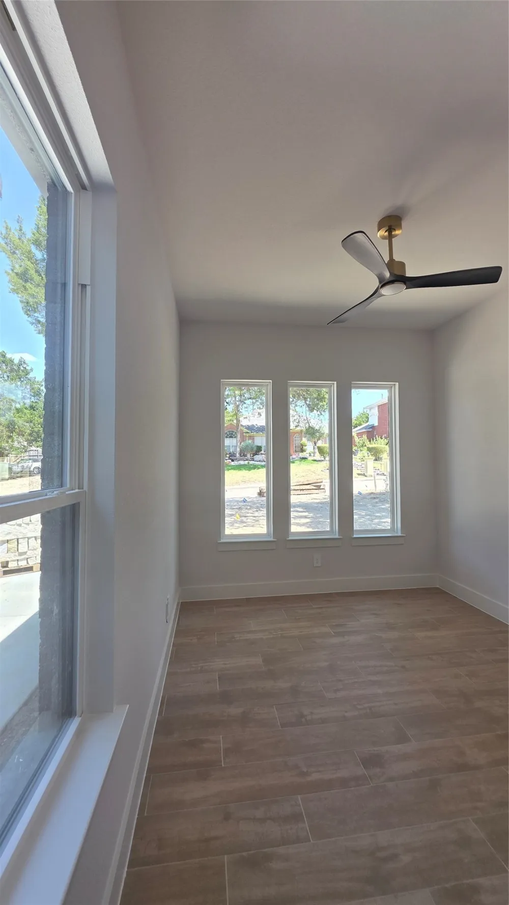 521 Glenwick Drive DeSoto, TX 75115