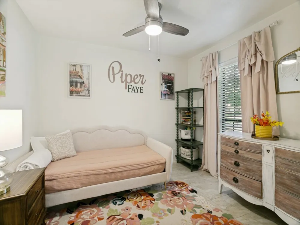 421 Frankie Lane Lewisville, TX 75057