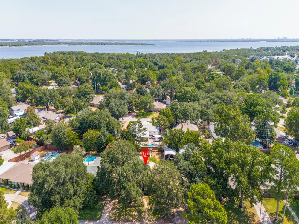 421 Frankie Lane Lewisville, TX 75057