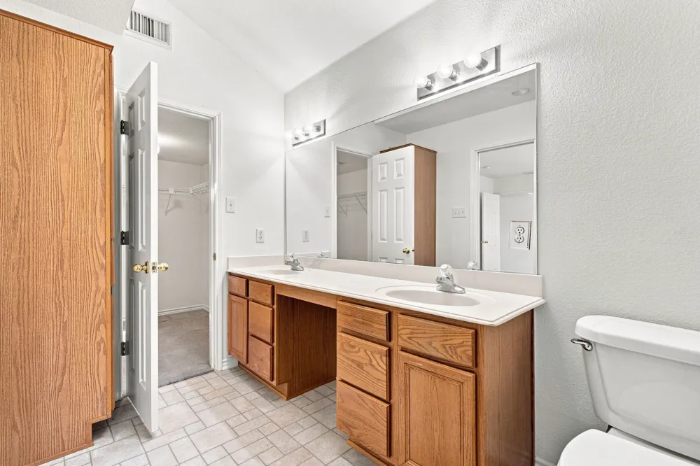156 La Arroya Drive Weatherford, TX 76088