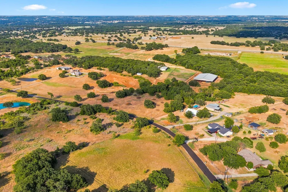 156 La Arroya Drive Weatherford, TX 76088